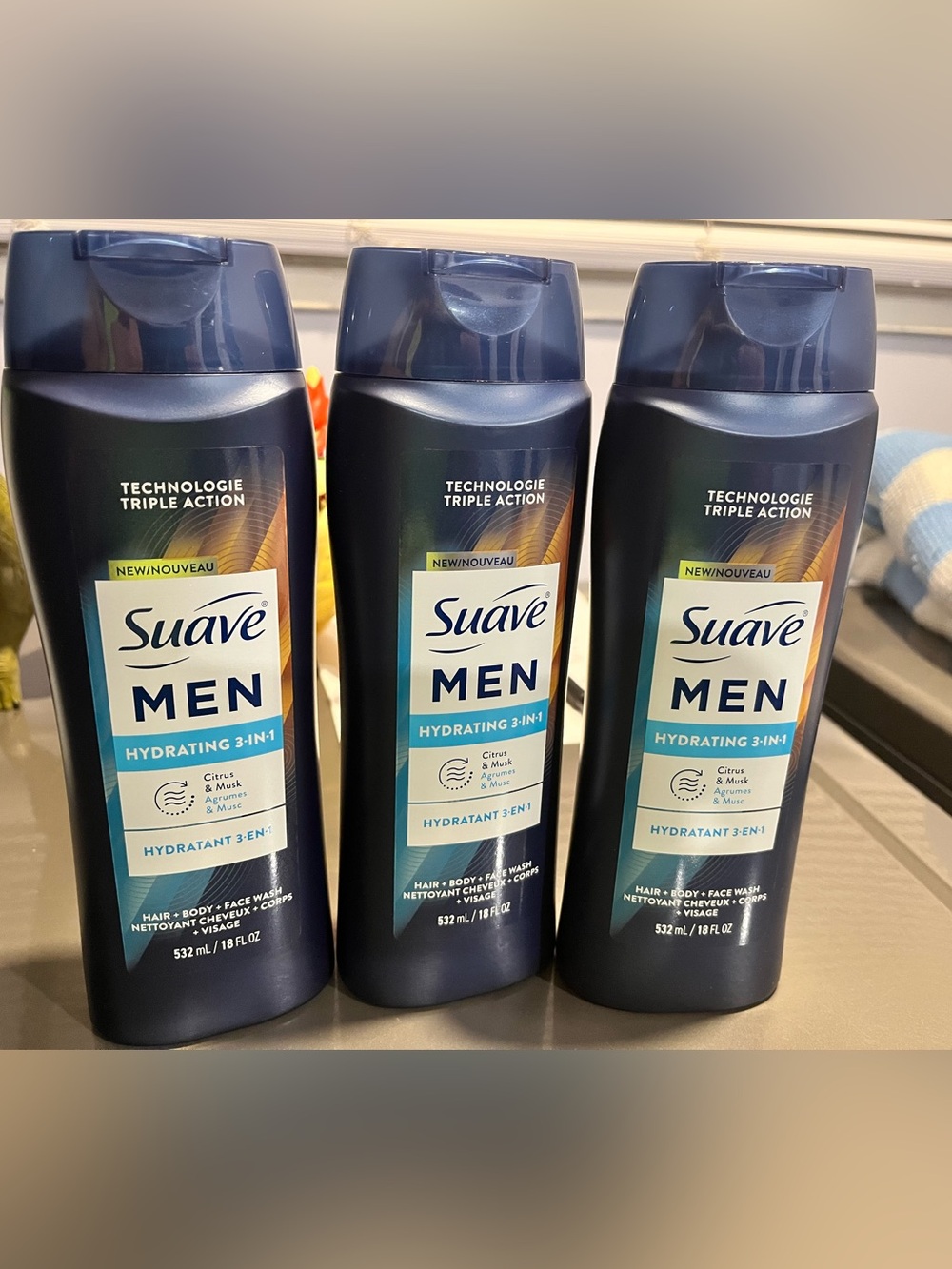 Suave Men Hydrating 3-in-1 Body Wash